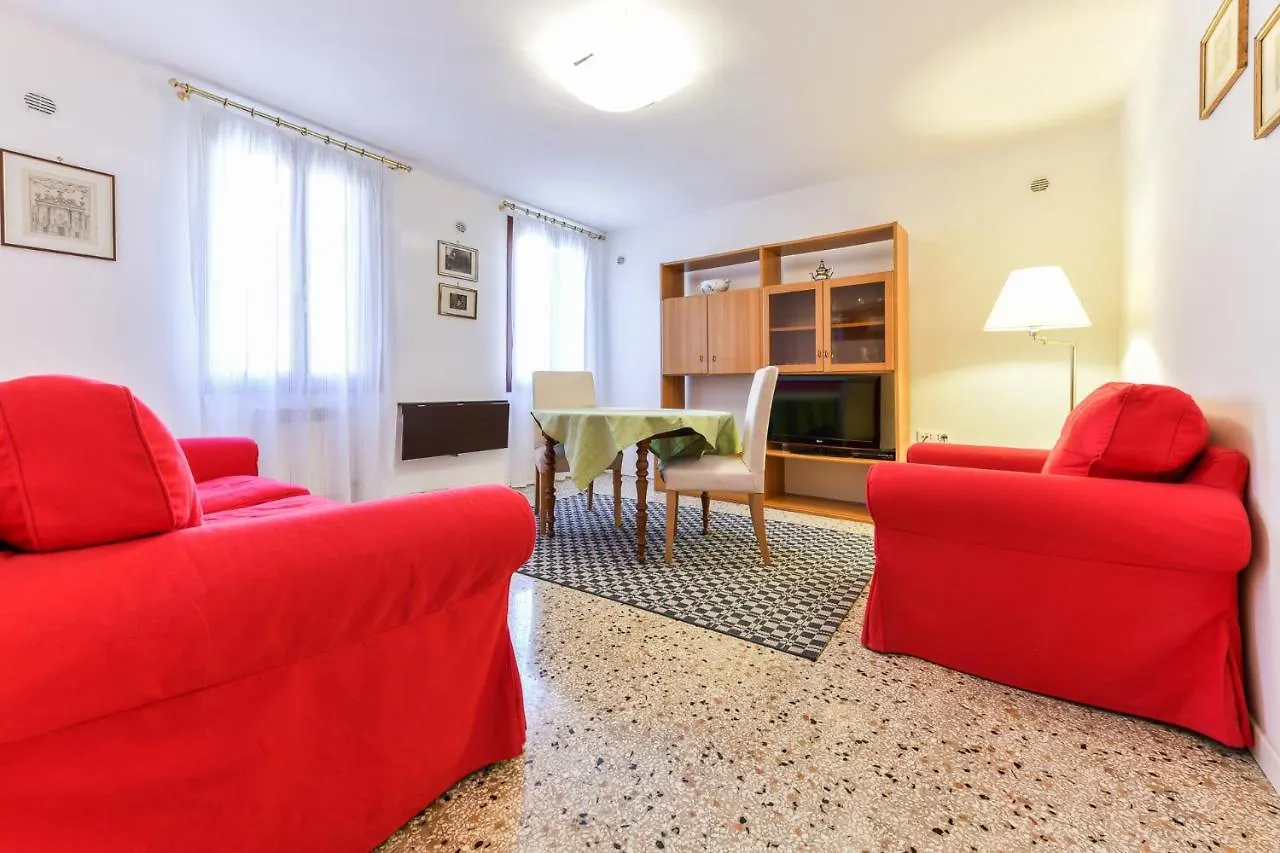 Mimosa Apartment Venedik 0*,  İtalya